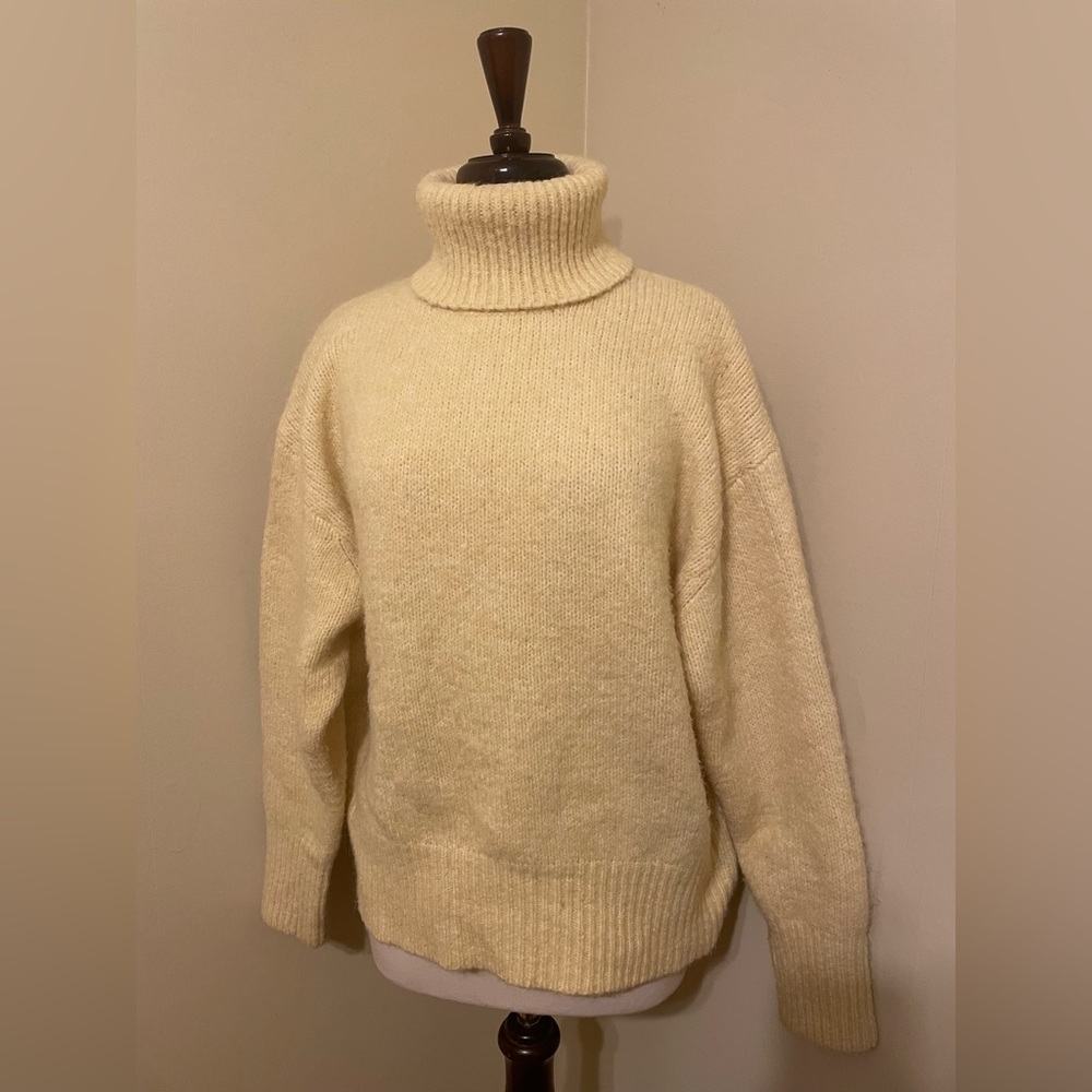Zara Light Yellow Turtleneck Sweater